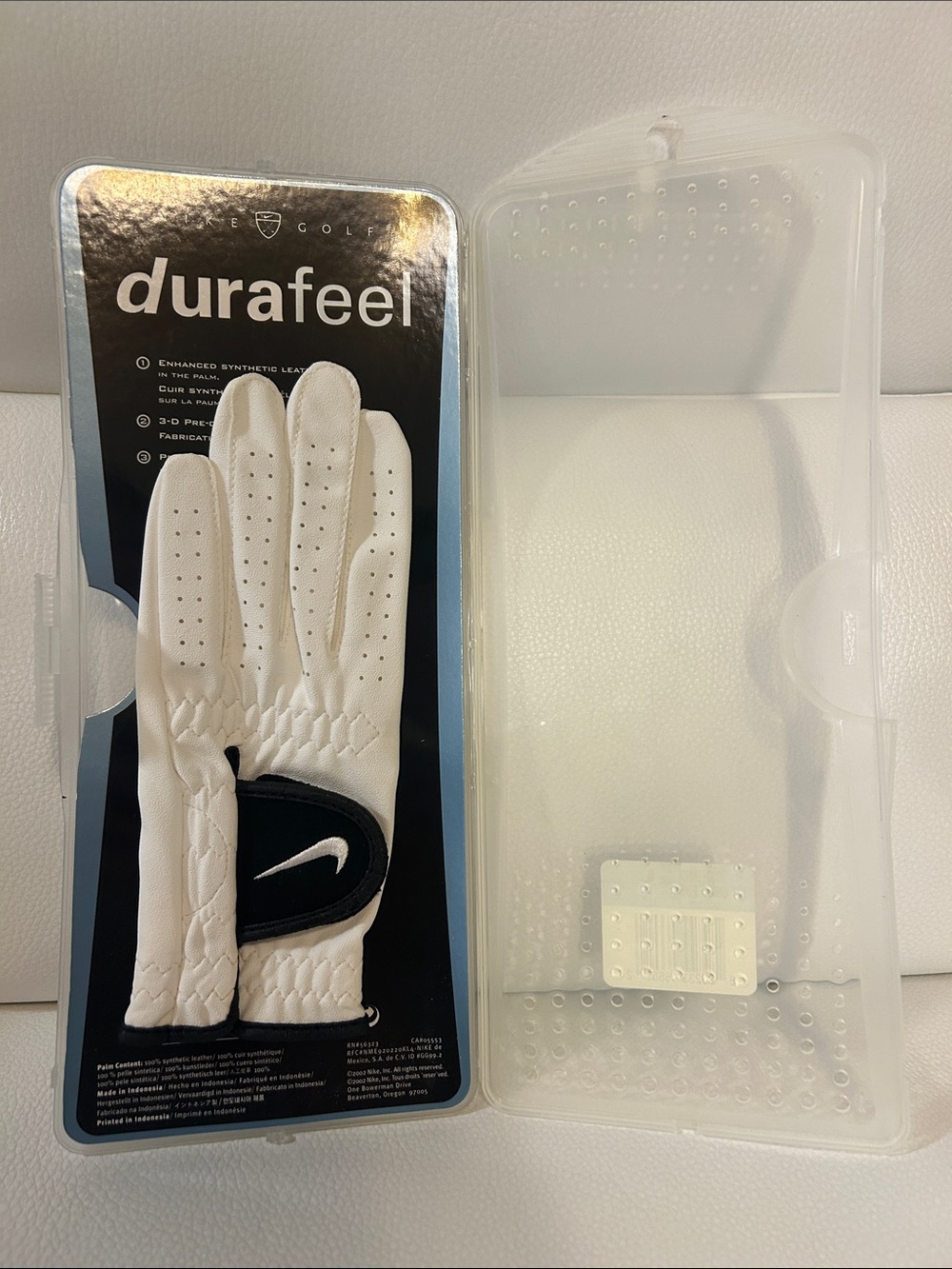 NWT Nike Durafeel Golf gloves Junior left size M